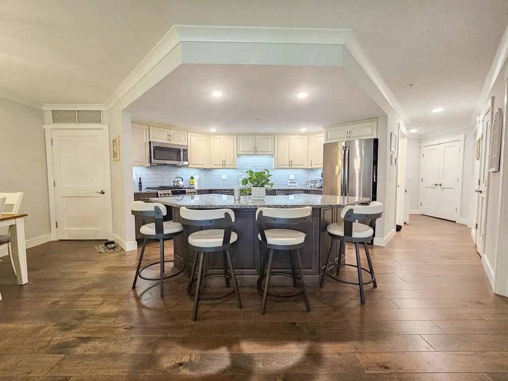 2075 Lafayette Road Portsmouth NH 03801
