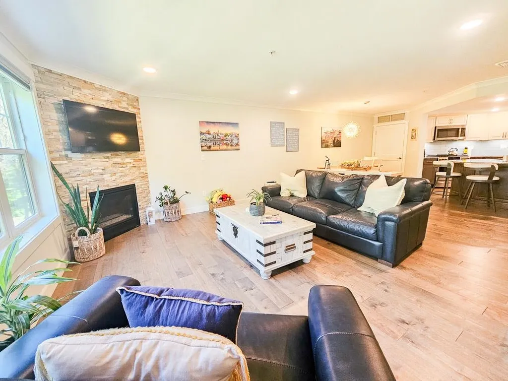 2075 Lafayette Road Portsmouth NH 03801