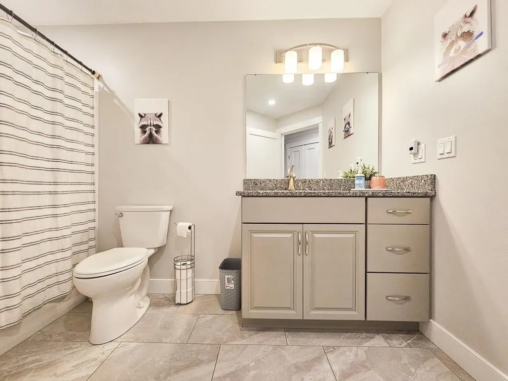 2075 Lafayette Road Portsmouth NH 03801
