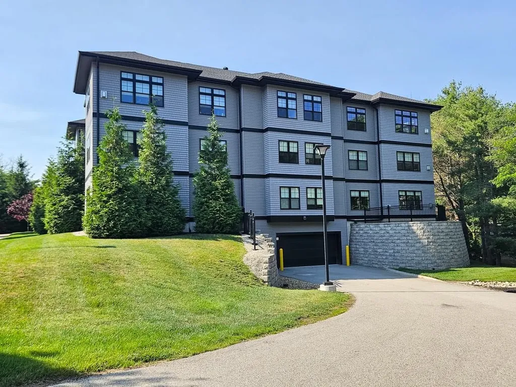 2075 Lafayette Road Portsmouth NH 03801