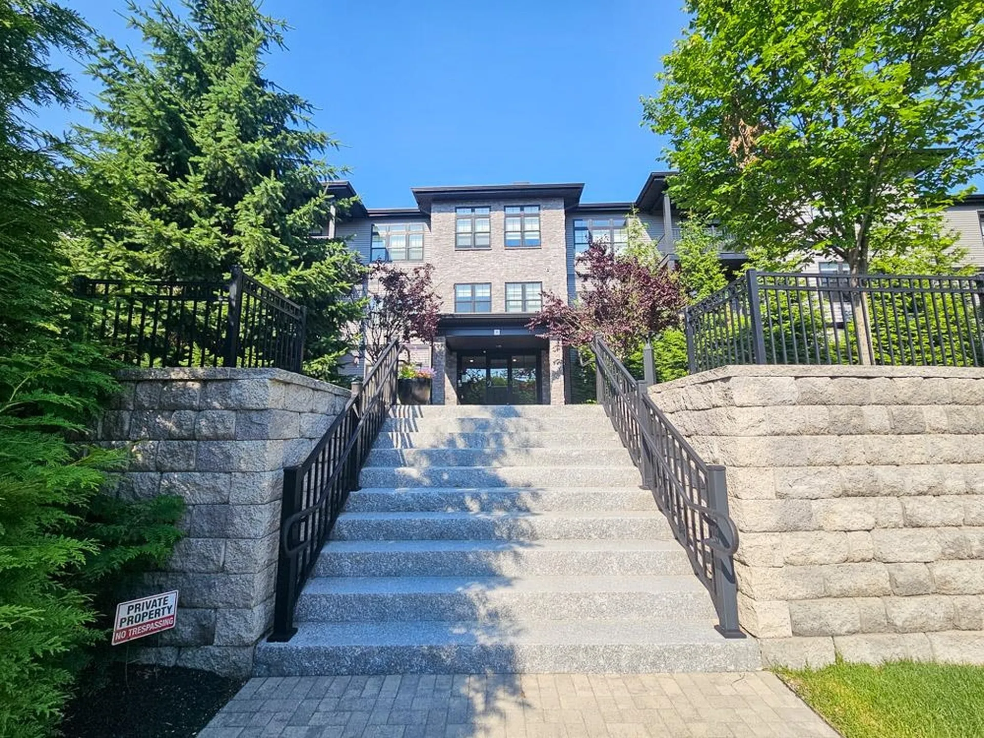 2075 Lafayette Road Portsmouth NH 03801