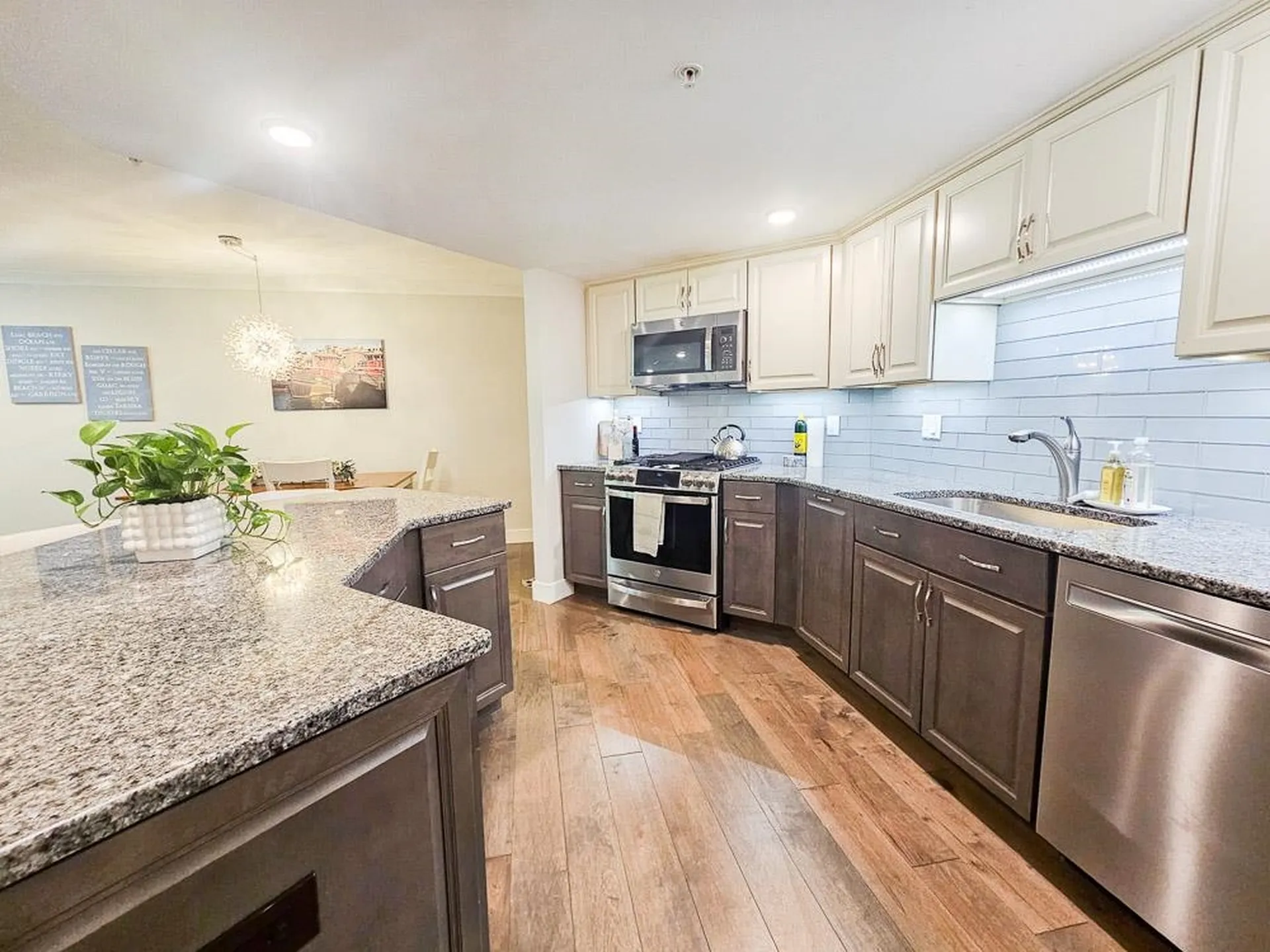 2075 Lafayette Road Portsmouth NH 03801