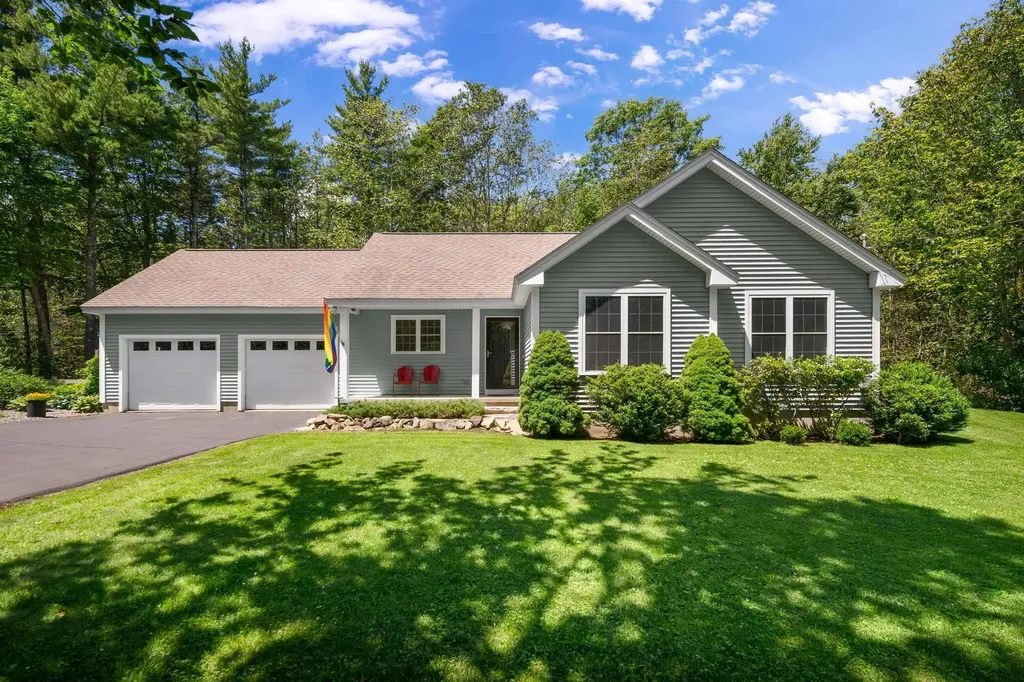14 N Village Road York ME 03902