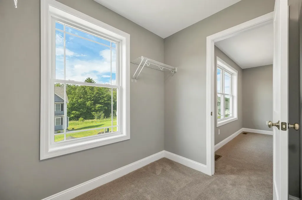6 Shelburne Lane Concord NH 03301