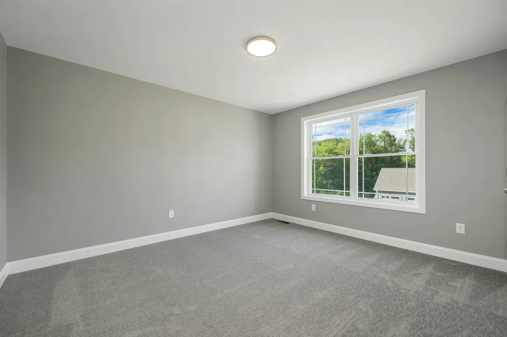 6 Shelburne Lane Concord NH 03301