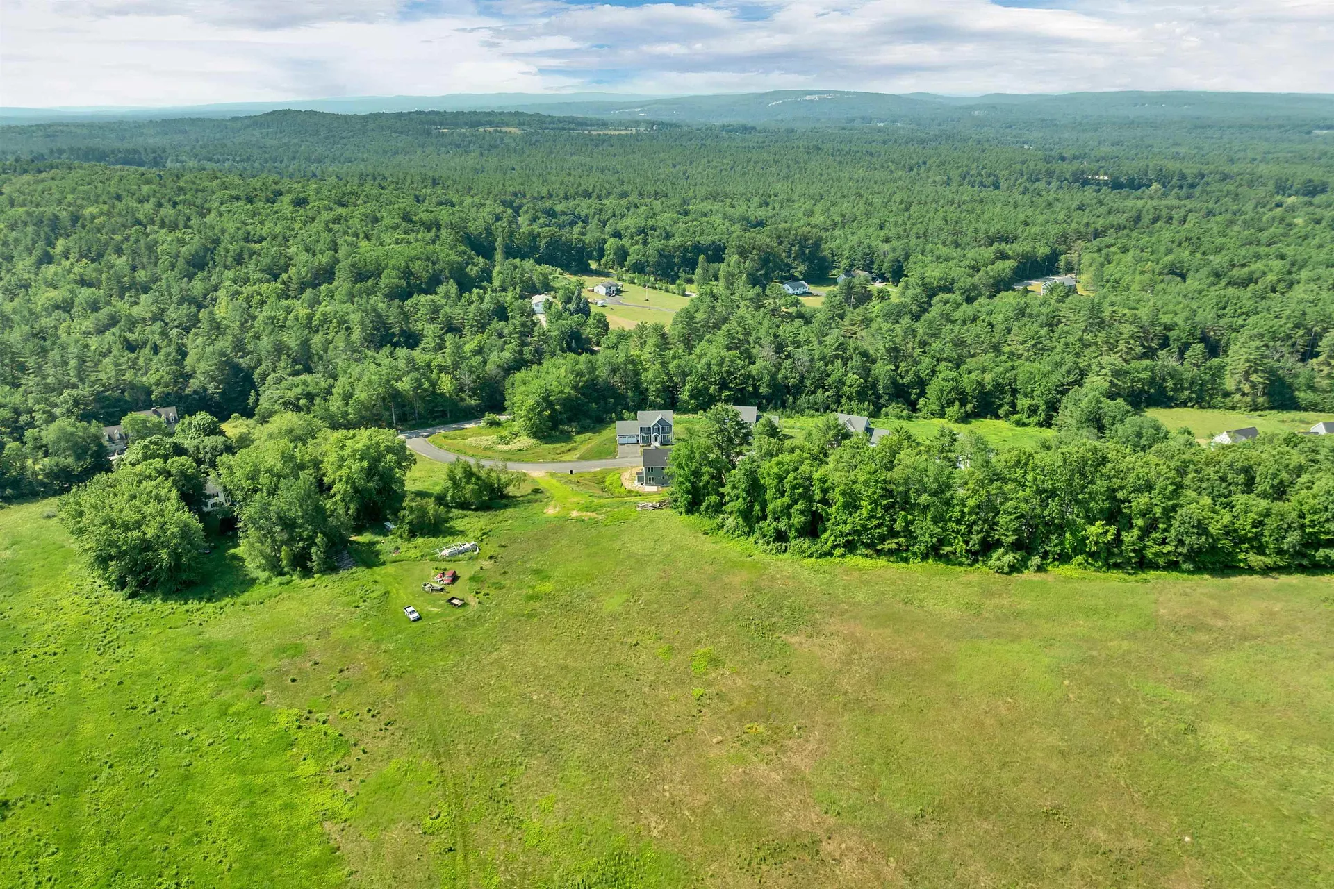 6 Shelburne Lane Concord NH 03301