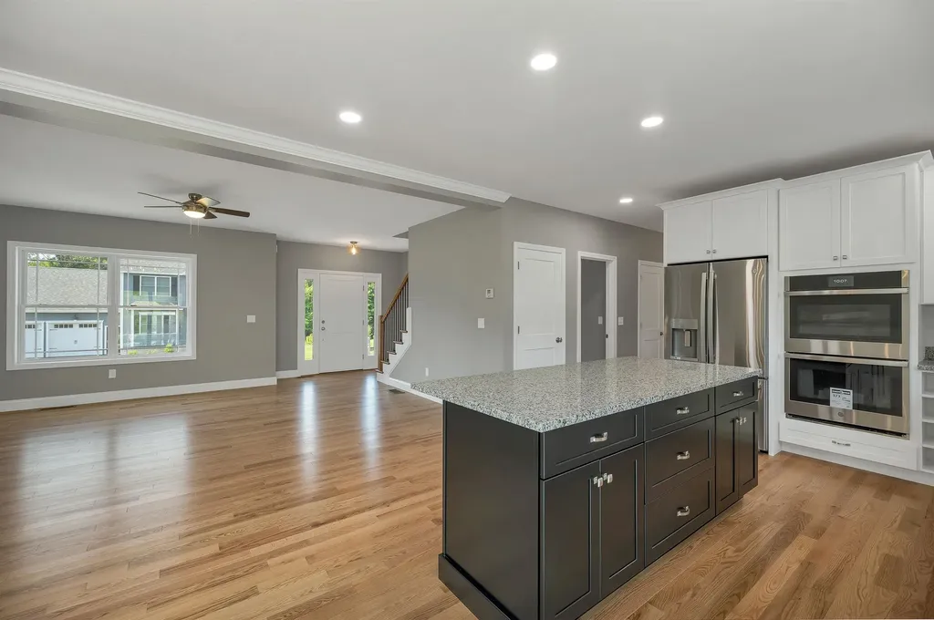 6 Shelburne Lane Concord NH 03301