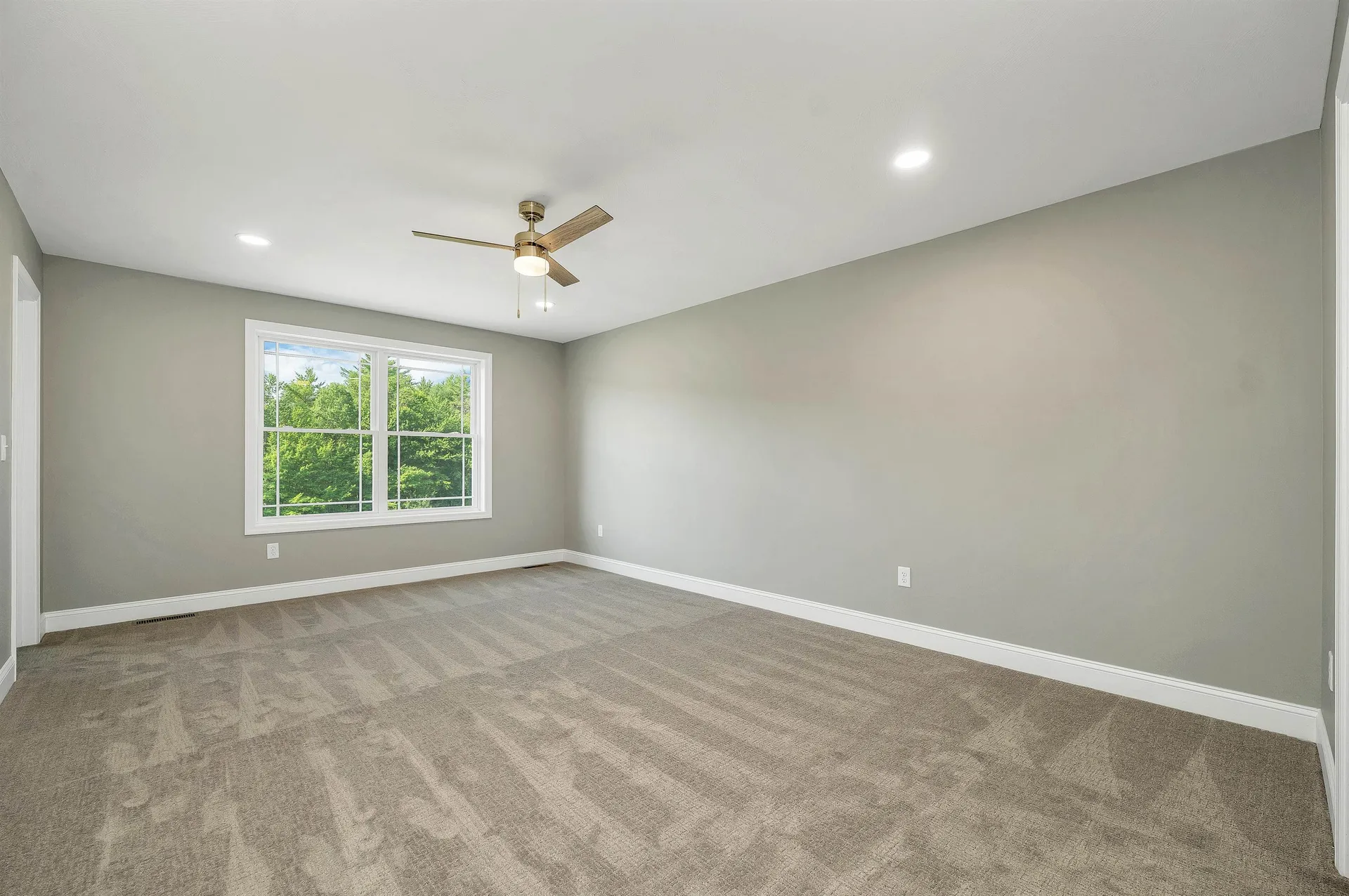 6 Shelburne Lane Concord NH 03301