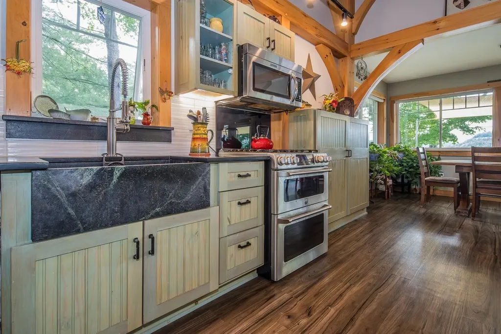 2996 Rte 30 N Castleton VT 05732