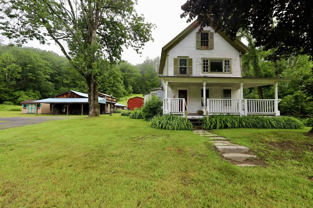 3668 Vt Route 103 North Chester VT 05143