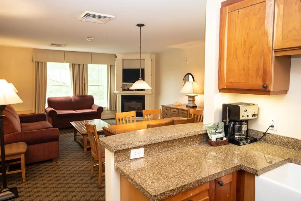 506/508 Qtr. I I Adams House Ludlow VT 05149