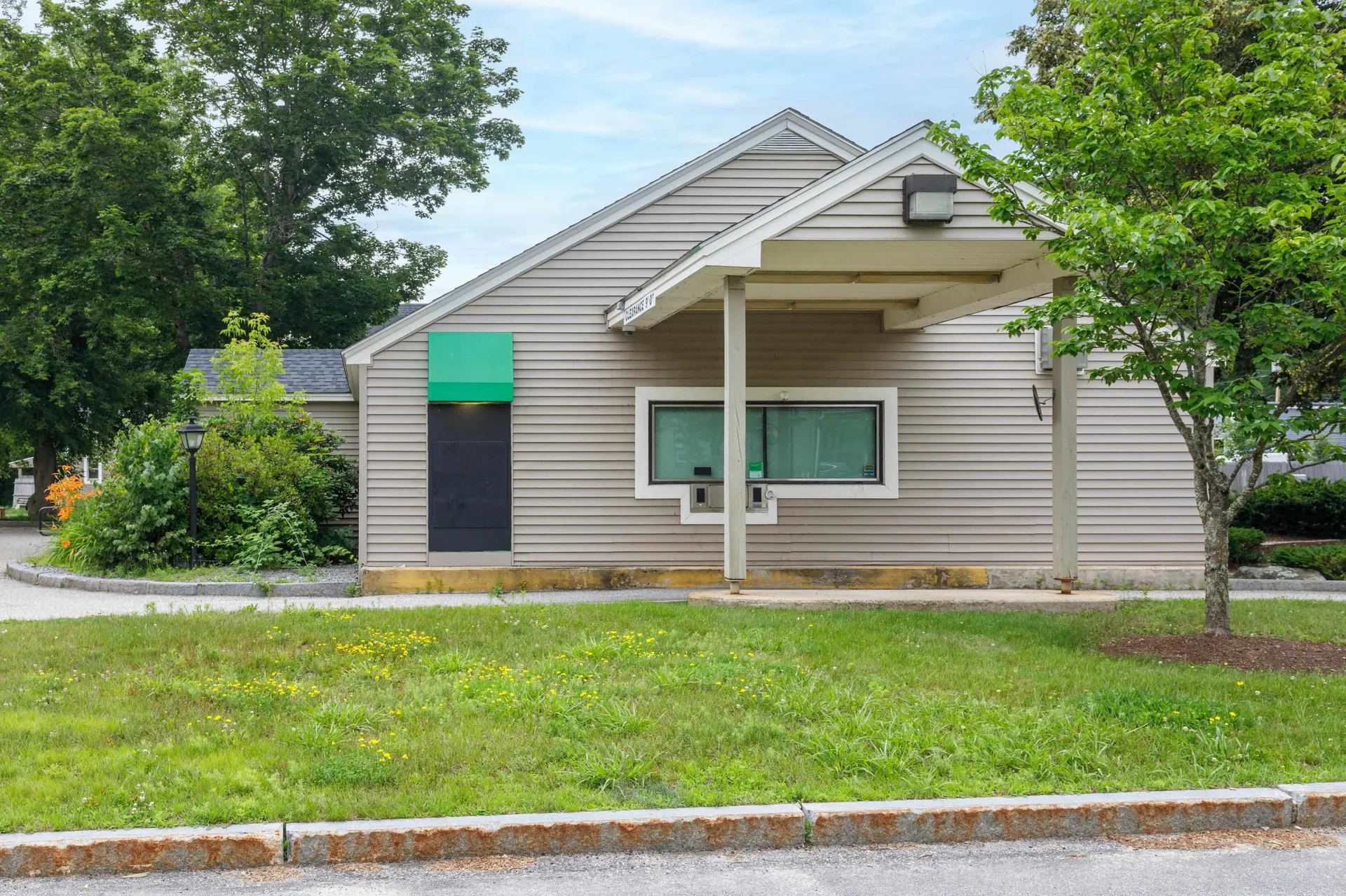 884 Main Street Hopkinton NH 03229