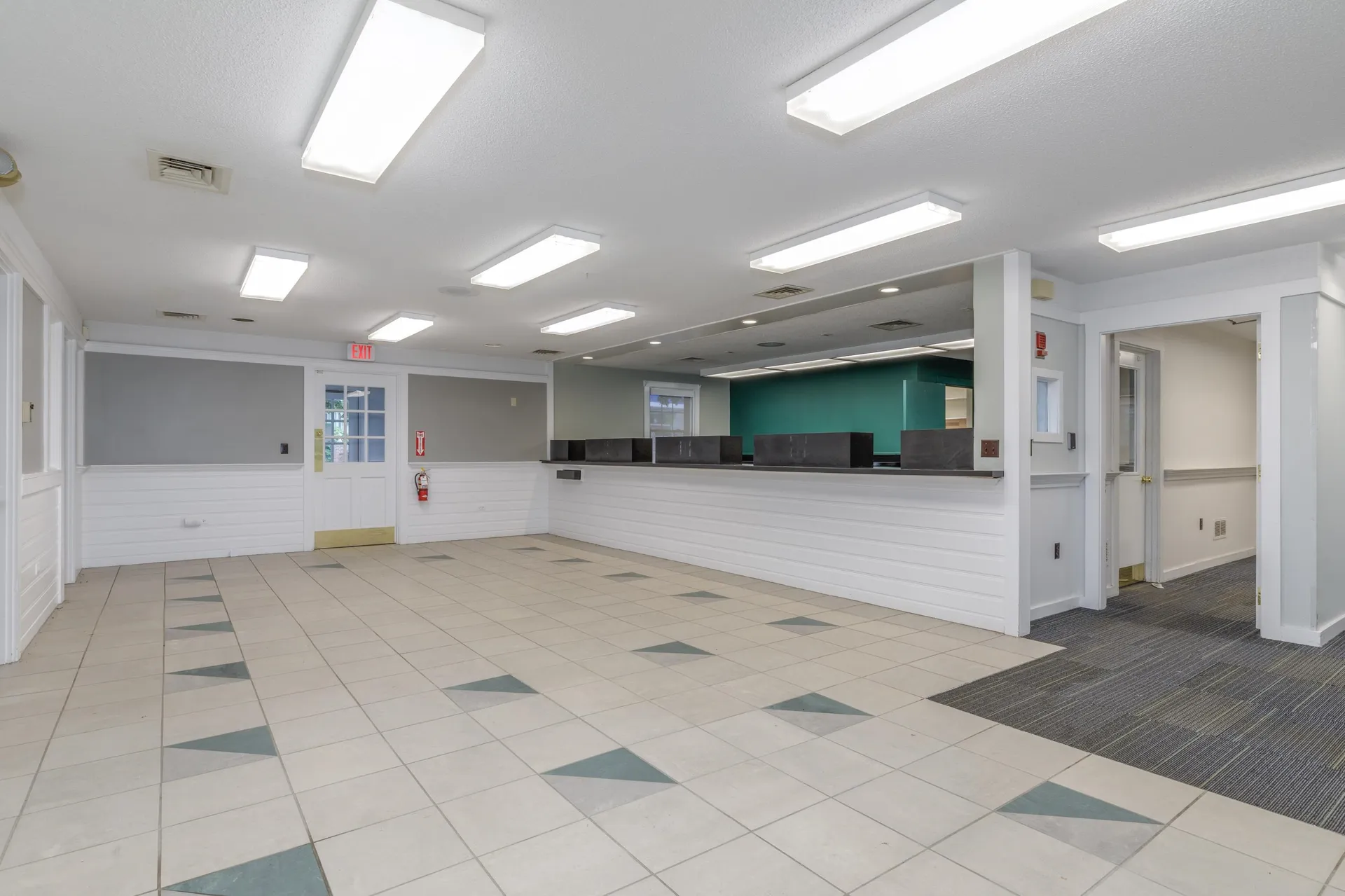 884 Main Street Hopkinton NH 03229