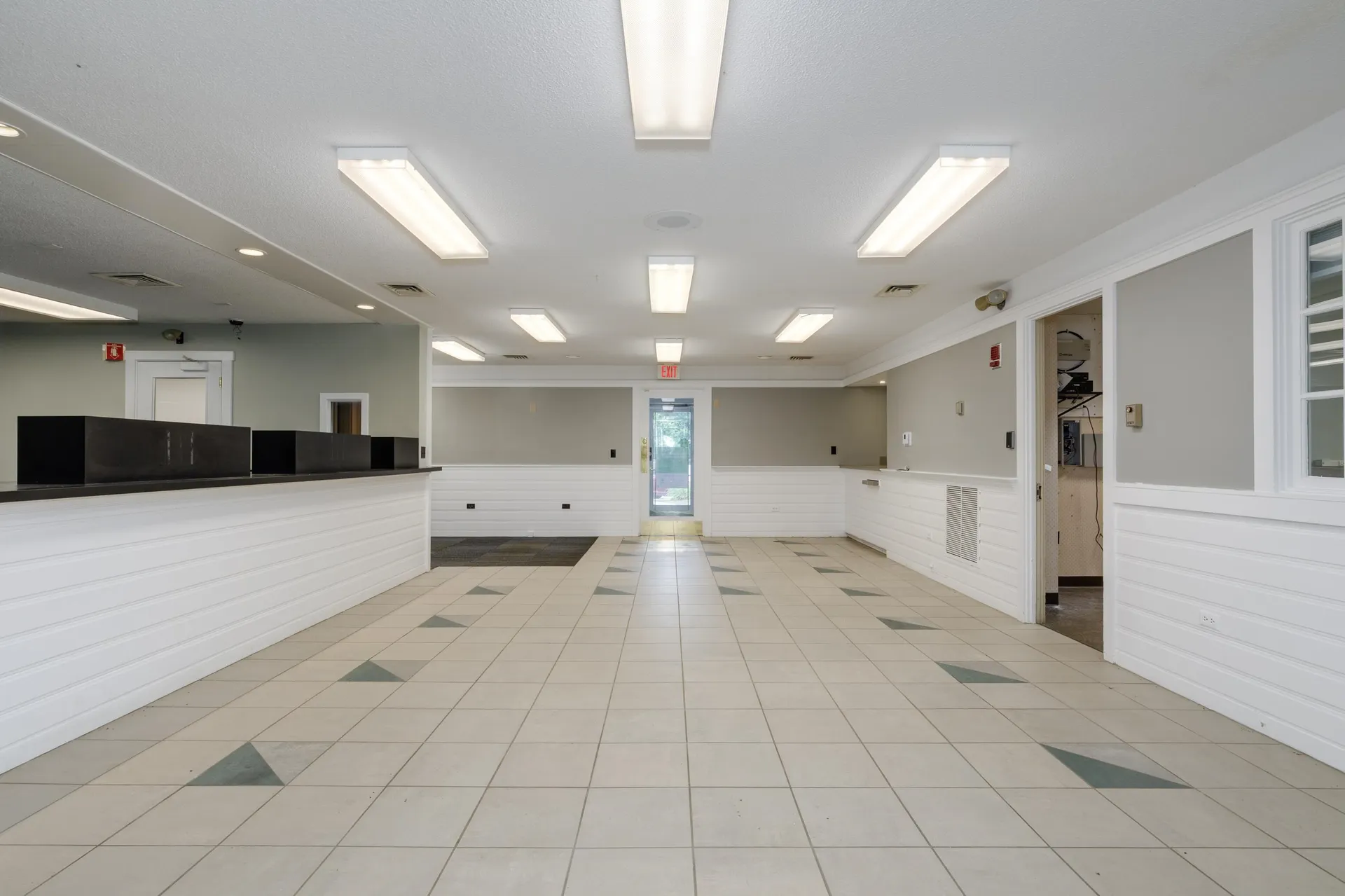 884 Main Street Hopkinton NH 03229