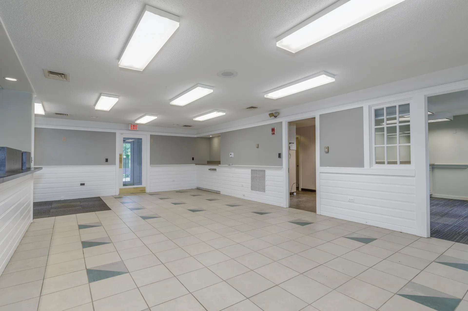 884 Main Street Hopkinton NH 03229