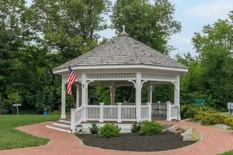 884 Main Street Hopkinton NH 03229