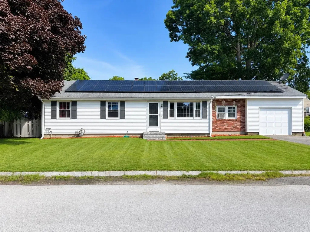 3 Sioux Avenue Nashua NH 03063