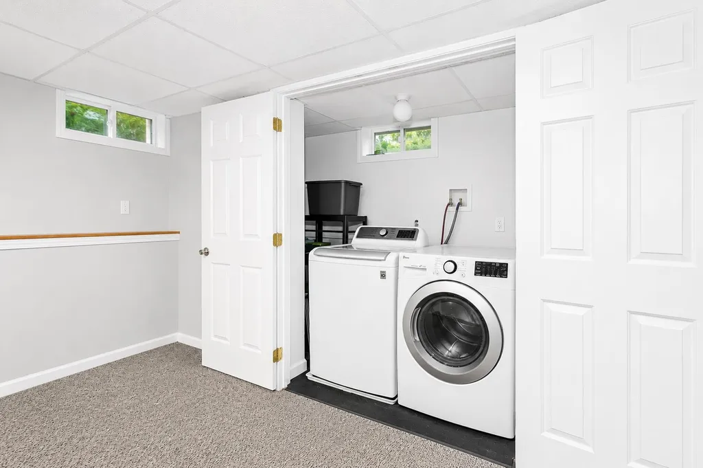 3 Sioux Avenue Nashua NH 03063