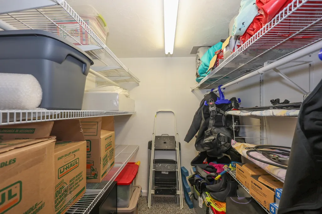 3 Sioux Avenue Nashua NH 03063