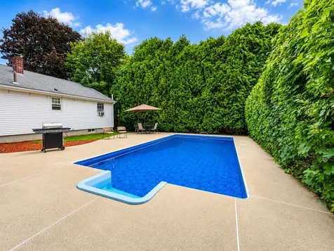 3 Sioux Avenue Nashua NH 03063