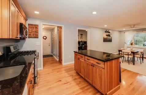 3 Sioux Avenue Nashua NH 03063