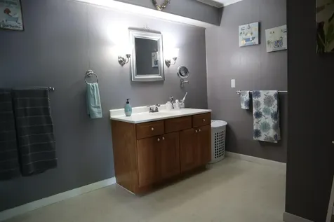 21 Mott Street Alburgh VT 05440