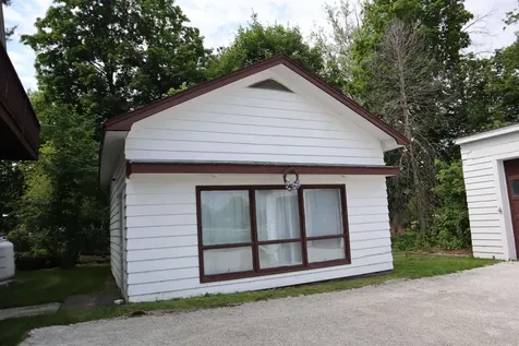 21 Mott Street Alburgh VT 05440