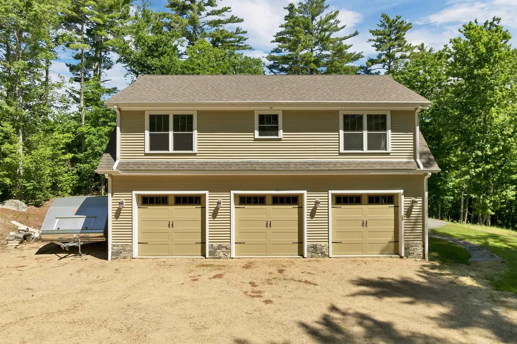 41 Beaver Pond Road Moultonborough NH 03254