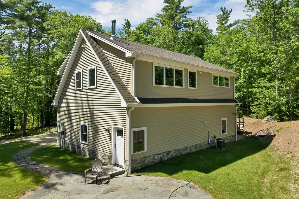 41 Beaver Pond Road Moultonborough NH 03254