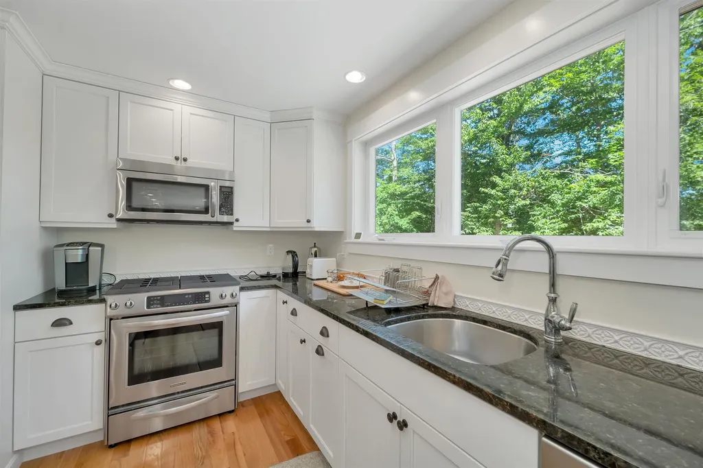 41 Beaver Pond Road Moultonborough NH 03254