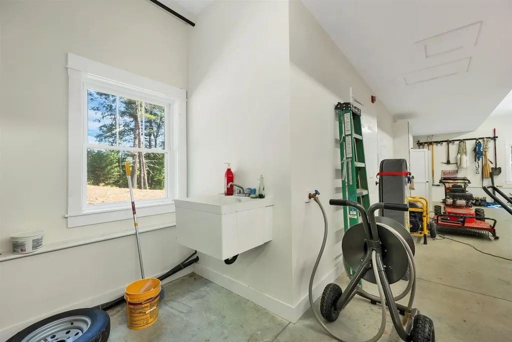 41 Beaver Pond Road Moultonborough NH 03254