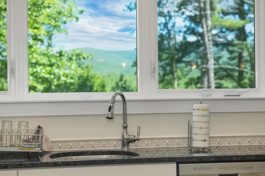 41 Beaver Pond Road Moultonborough NH 03254