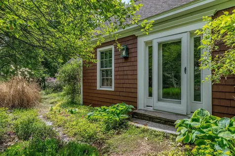 223 Coach Road Chester VT 05143