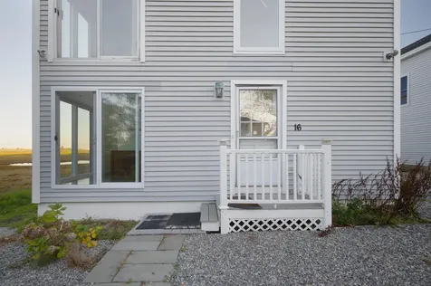 16 Bruce Street Hampton NH 03842