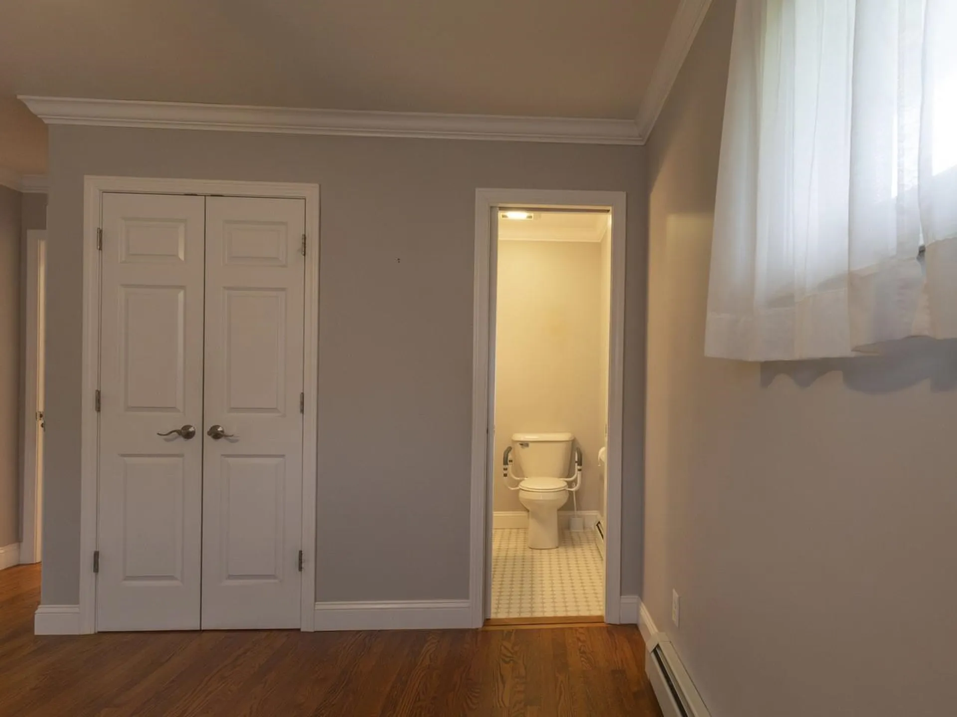 42 Suburban Square South Burlington VT 05403