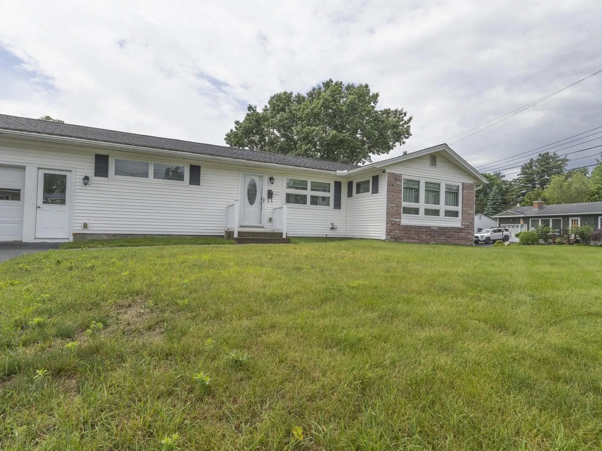 42 Suburban Square South Burlington VT 05403