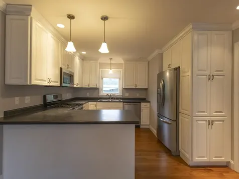 42 Suburban Square South Burlington VT 05403