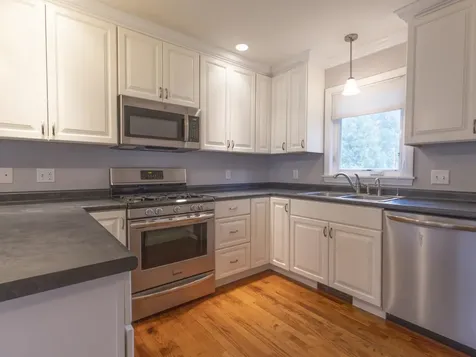 42 Suburban Square South Burlington VT 05403