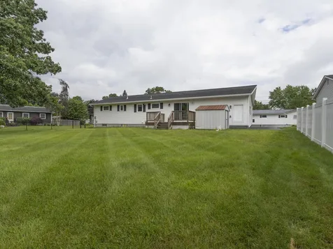 42 Suburban Square South Burlington VT 05403