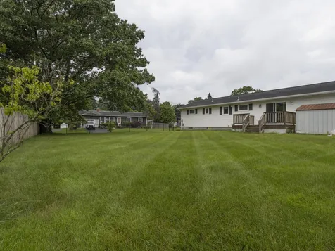 42 Suburban Square South Burlington VT 05403