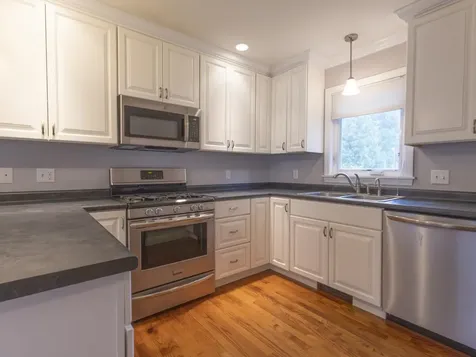 42 Suburban Square South Burlington VT 05403
