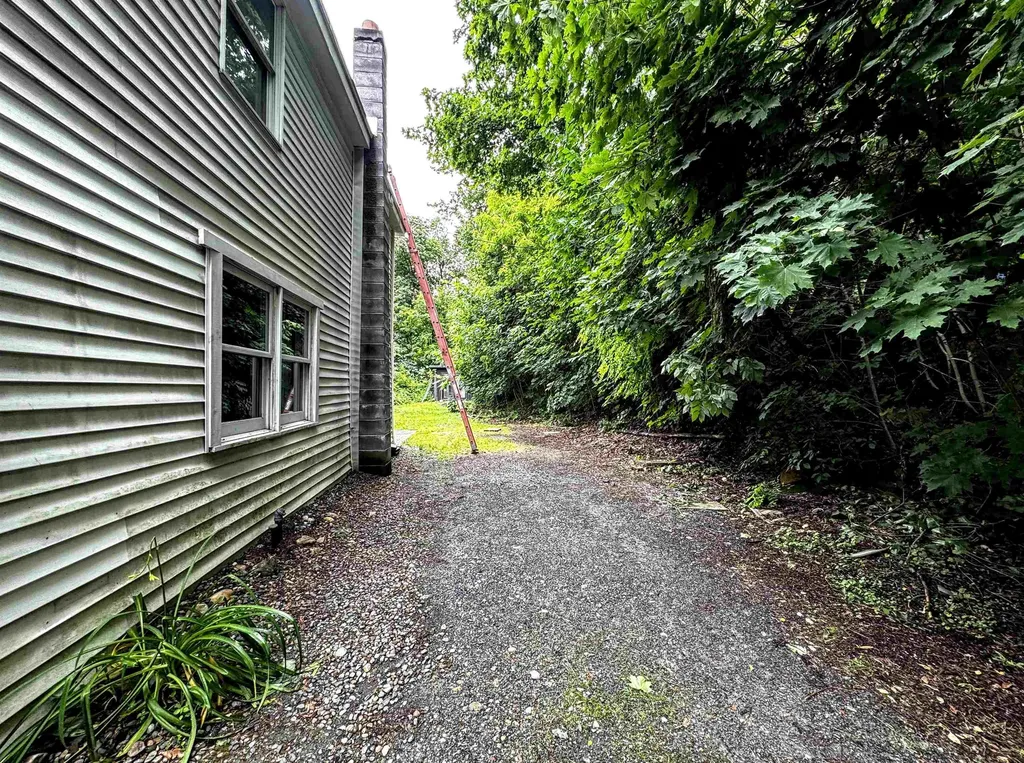104 Short Street Bennington VT 05201