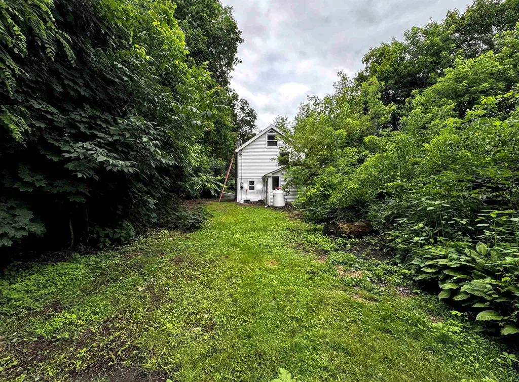 104 Short Street Bennington VT 05201