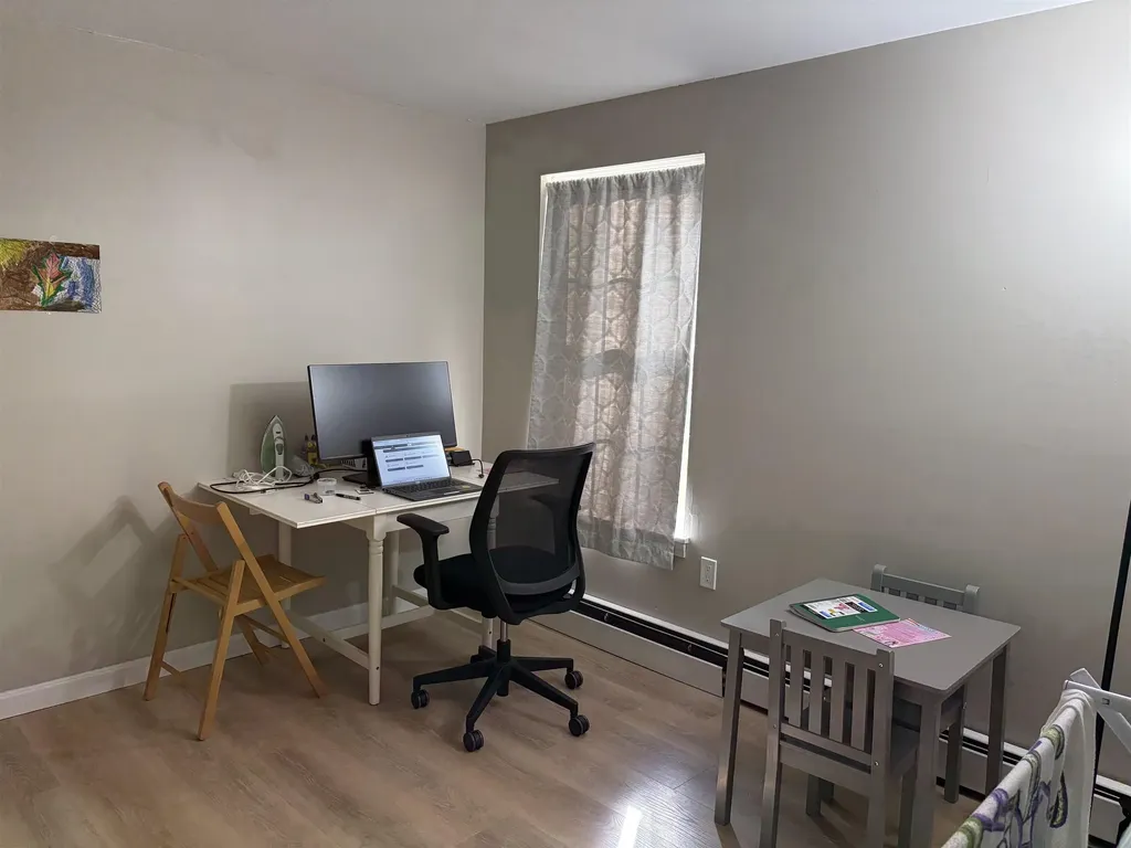1711 White Cedar Boulevard Portsmouth NH 03801