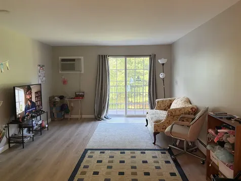 1711 White Cedar Boulevard Portsmouth NH 03801