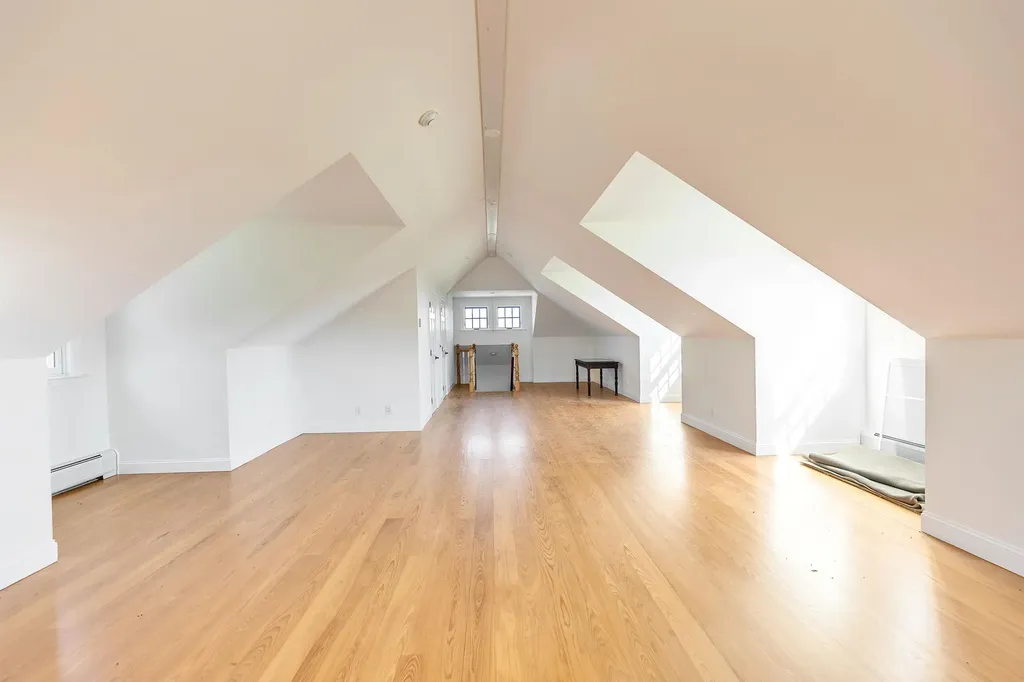 4 Windmill Hill Road Dublin NH 03444