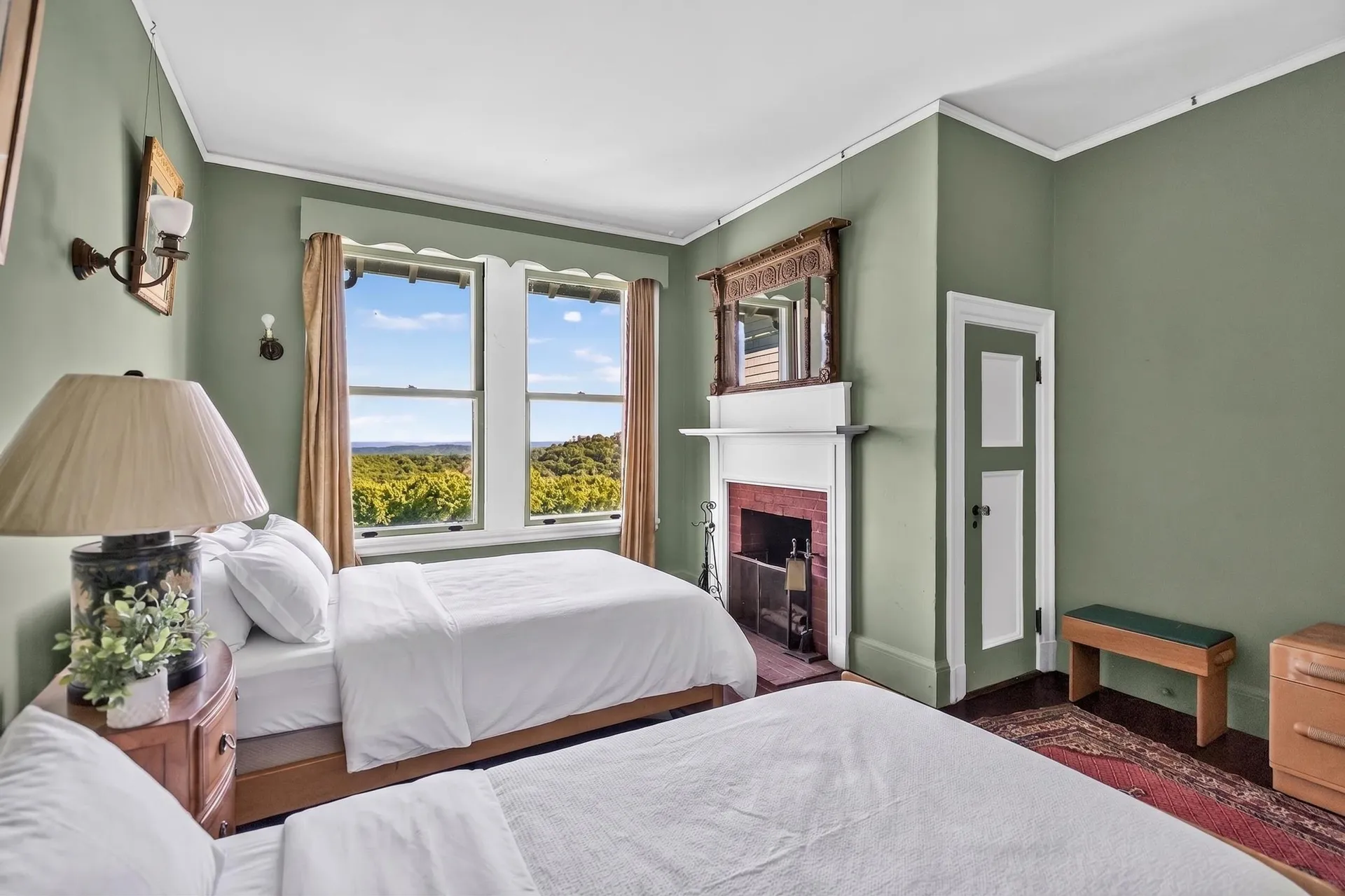 4 Windmill Hill Road Dublin NH 03444
