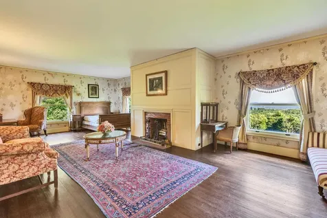 4 Windmill Hill Road Dublin NH 03444