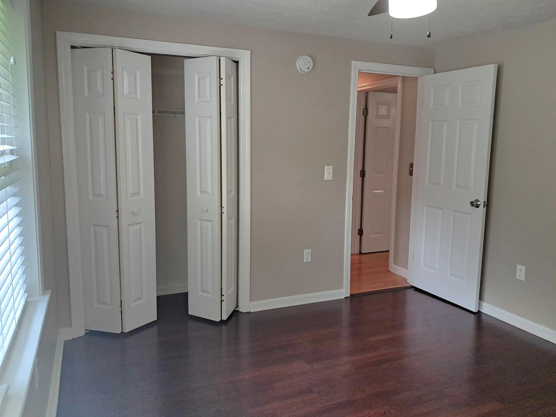 4 Sterling Way Hudson NH 03051
