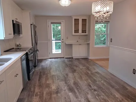 4 Sterling Way Hudson NH 03051